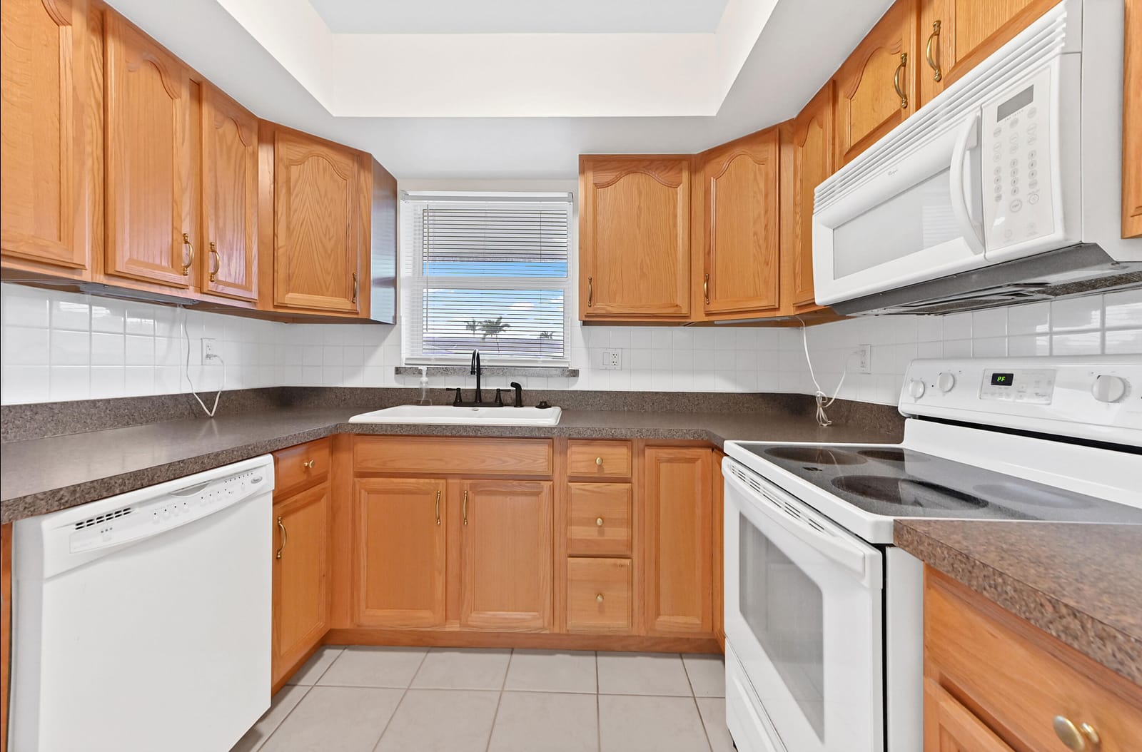 2766 Emory Drive E I — photo 9