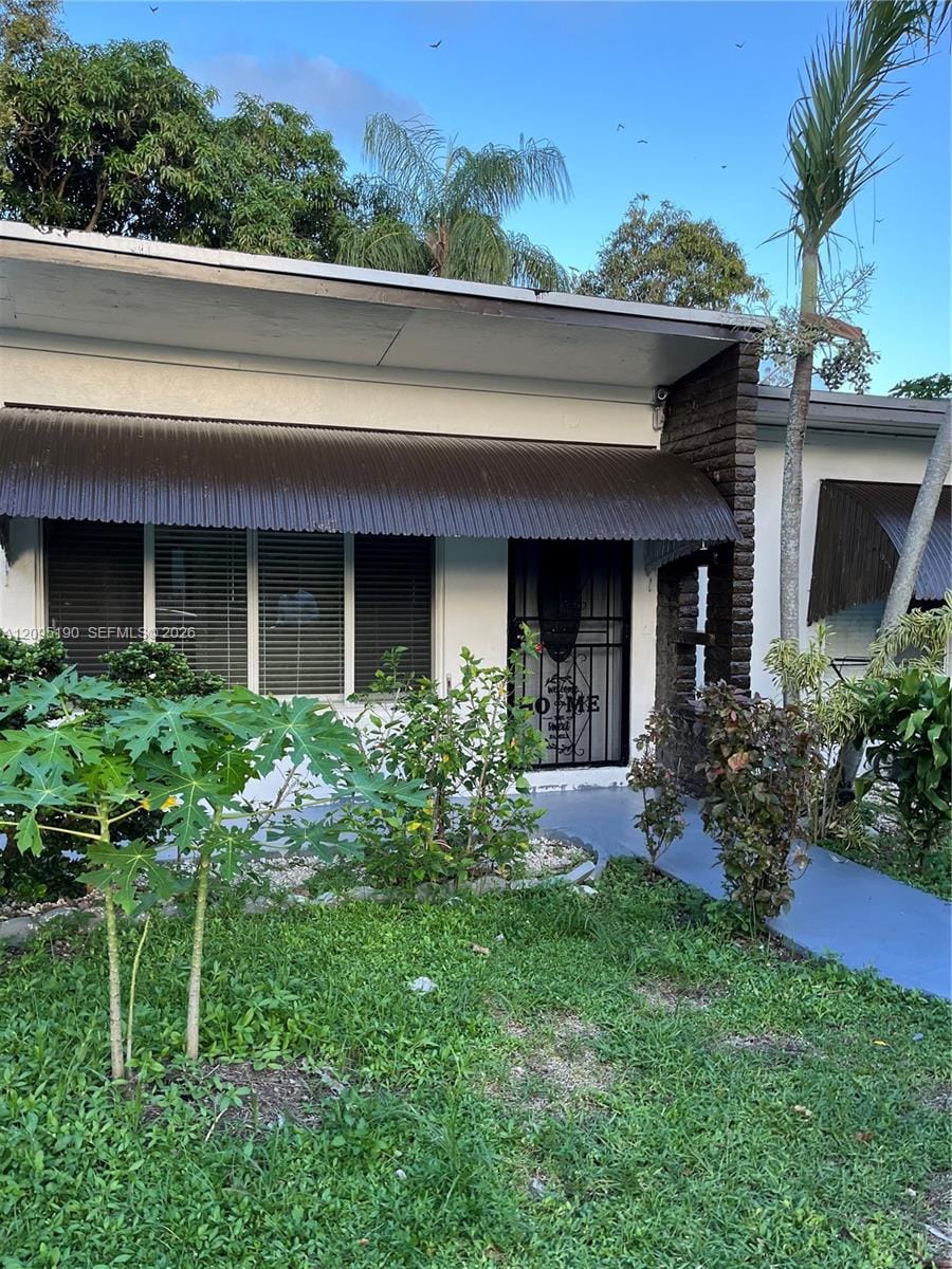12715 NW 10th Avenue 0, North Miami, FL 33168 - photo 1 of 9