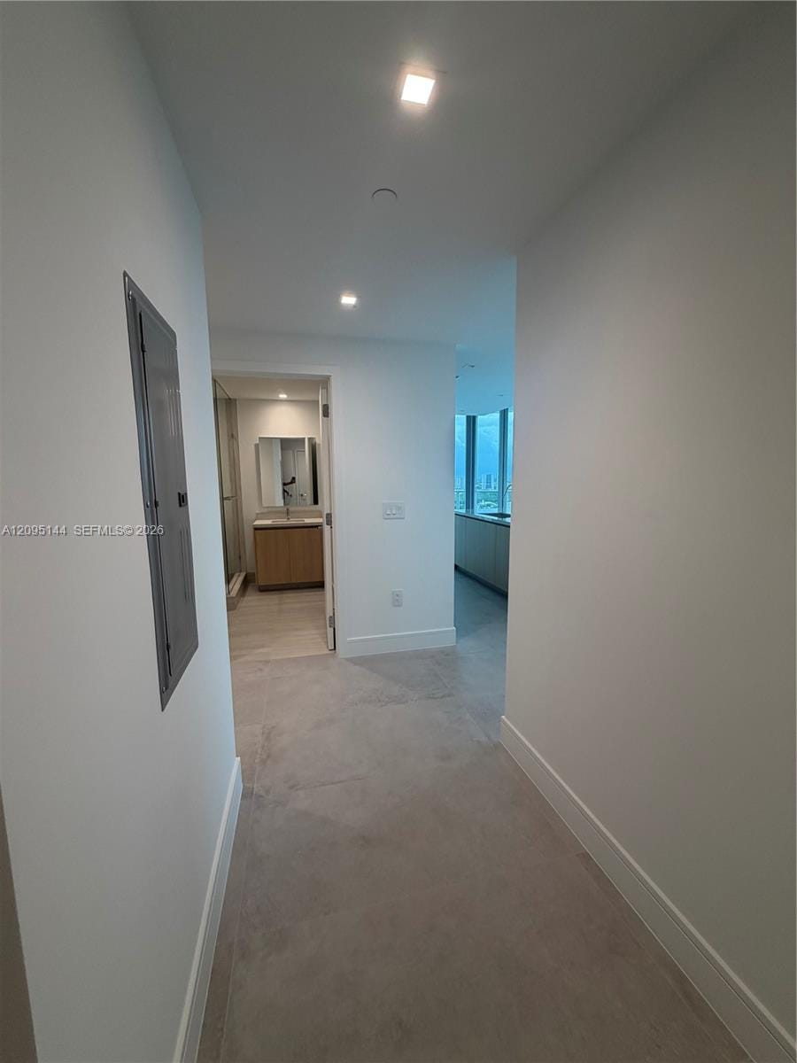 2411 Laguna Circle 2911, North Miami, FL 33181 photo 12