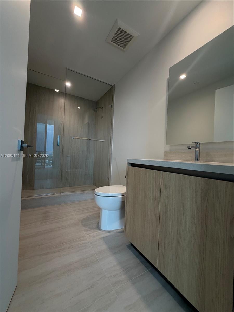 2411 Laguna Circle 2911, North Miami, FL 33181 photo 18