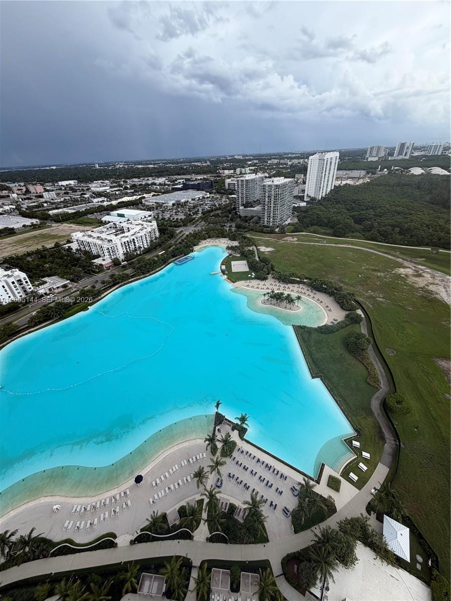 2411 Laguna Circle 2911, North Miami, FL 33181 photo 25