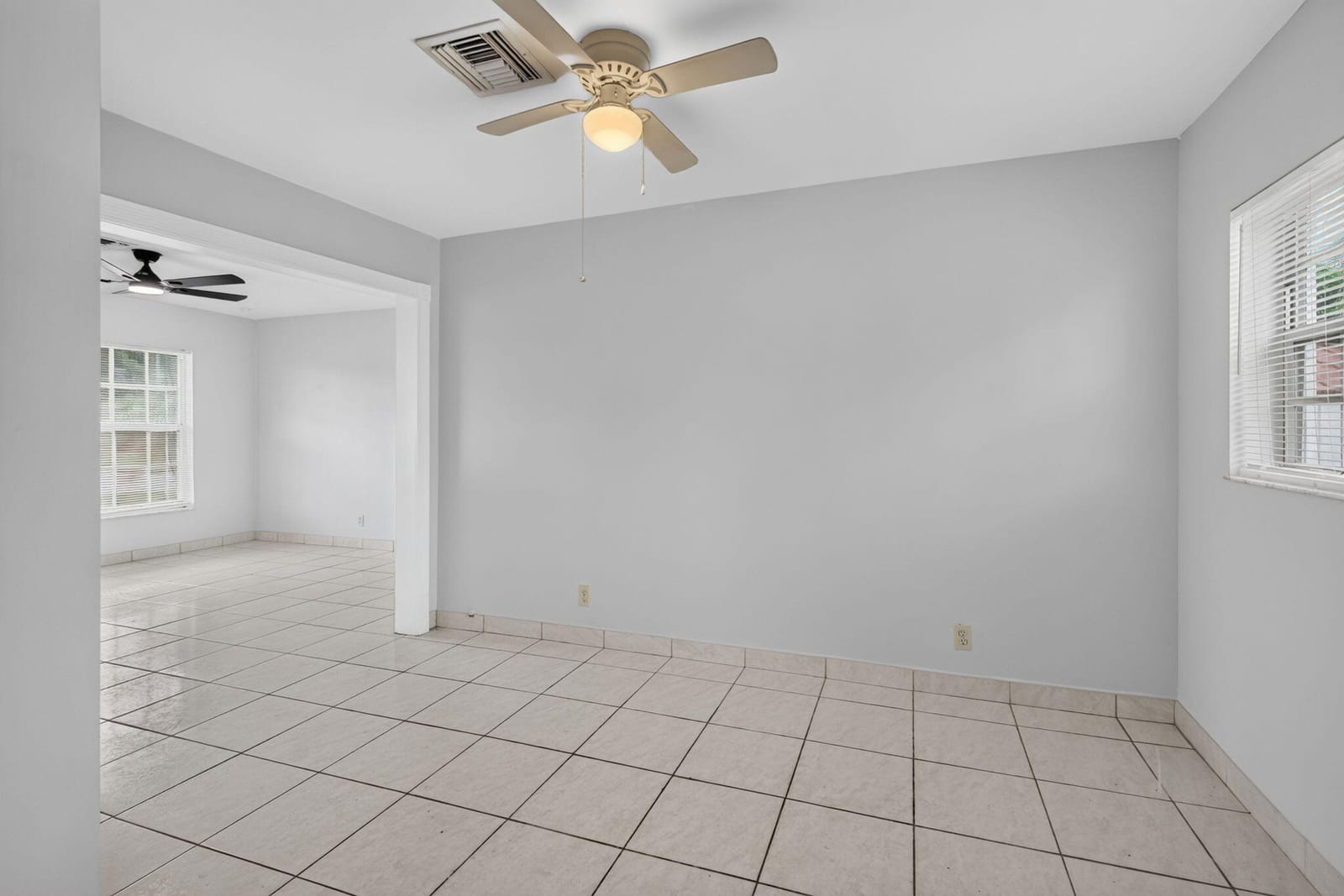 410 NW 52ND Court — photo 12