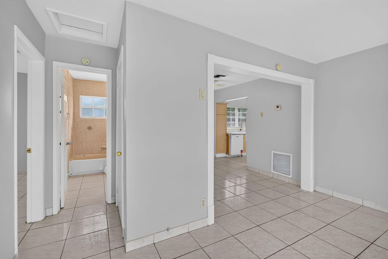 410 NW 52ND Court, Oakland Park, FL 33309 photo 16