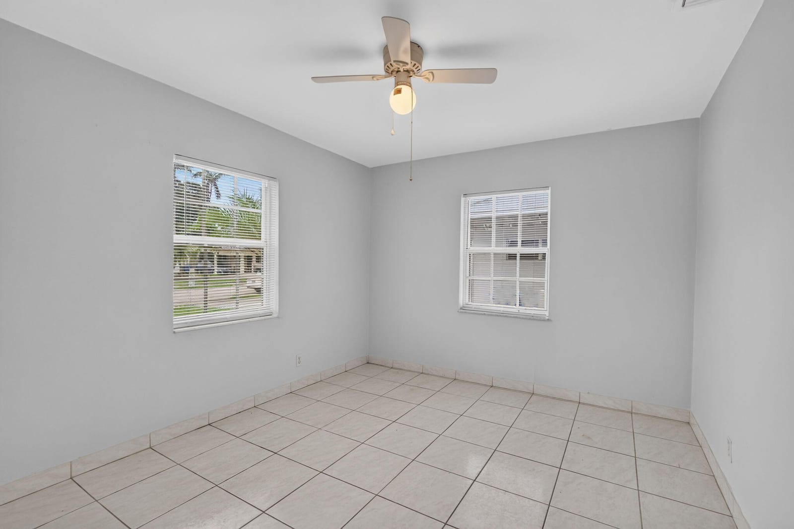 410 NW 52ND Court, Oakland Park, FL 33309 photo 22