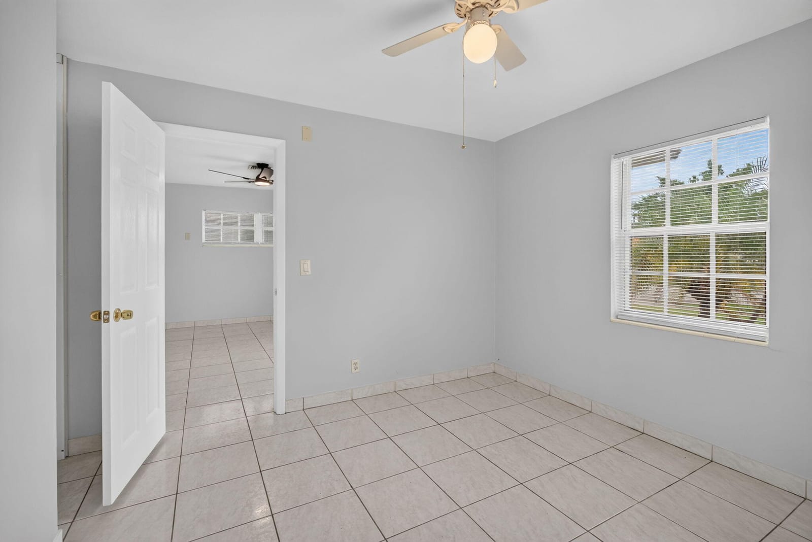 410 NW 52ND Court, Oakland Park, FL 33309 photo 23