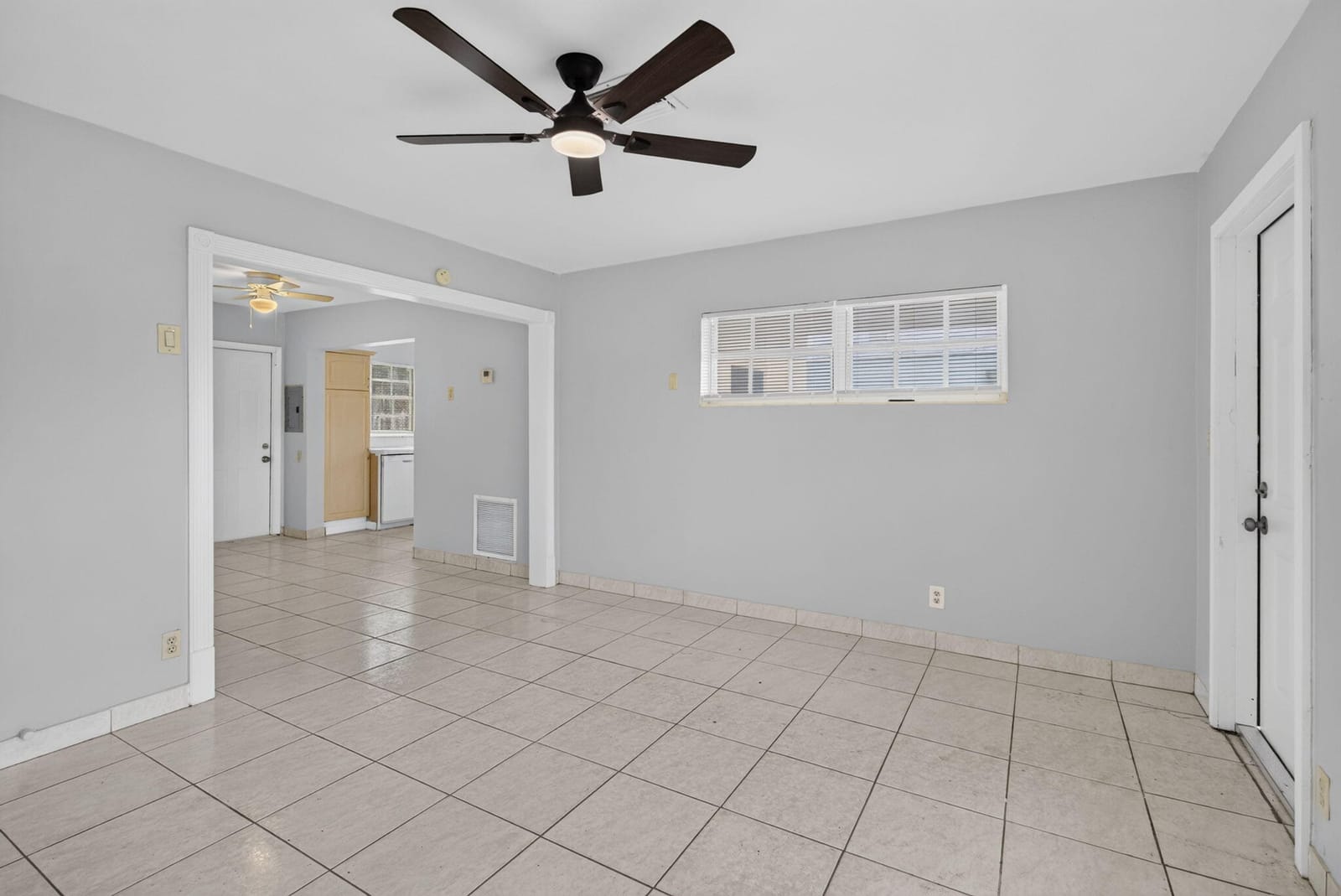 410 NW 52ND Court — photo 7