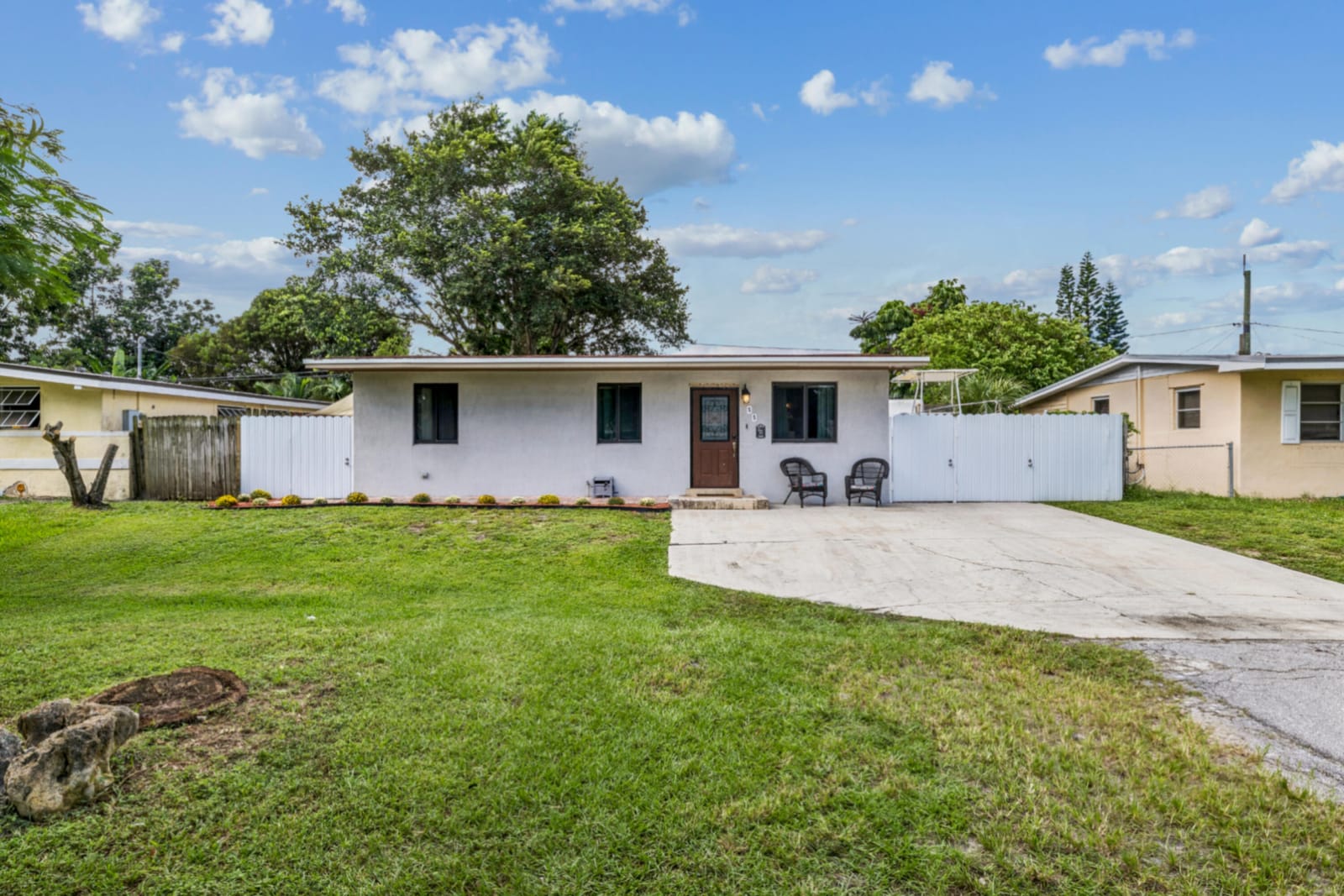 55 Davis Road — photo 3