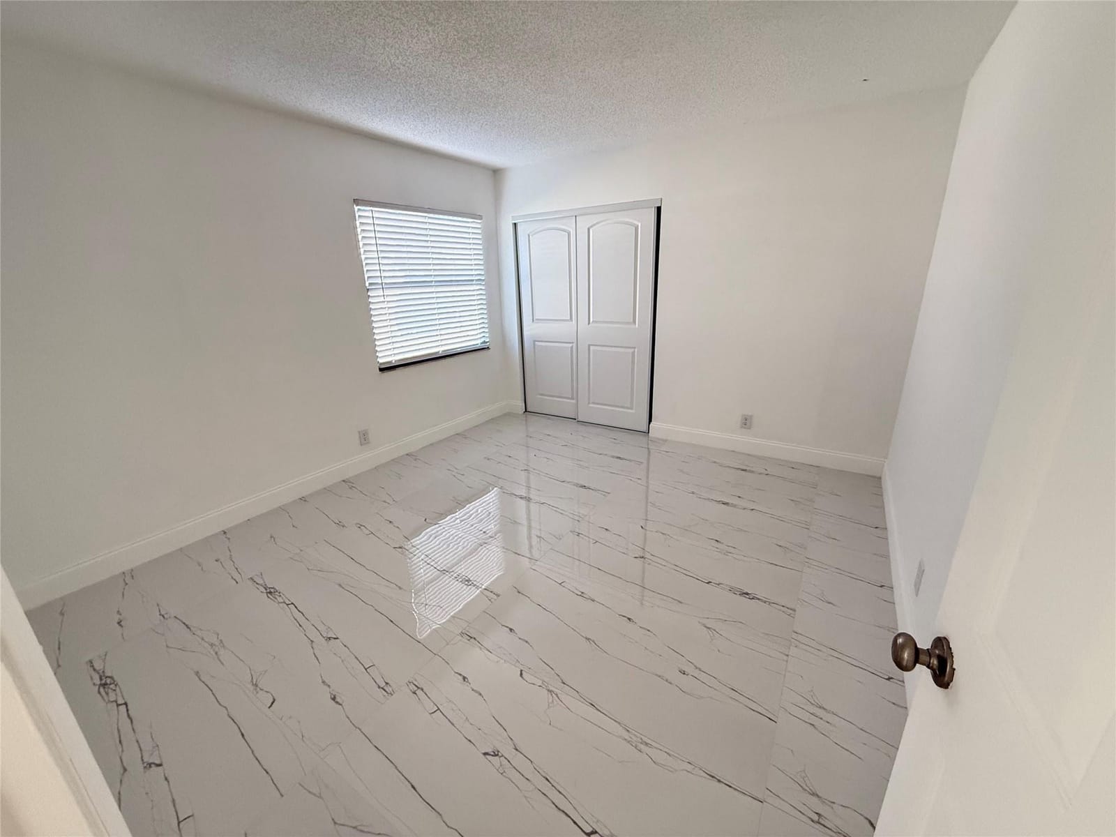 7400 SW 11TH Court, North Lauderdale, FL 33068 photo 6