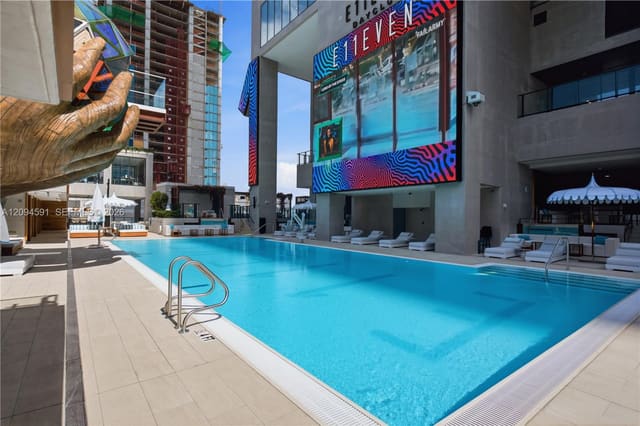20 NE 11th Street 3111, E11even, Miami, FL