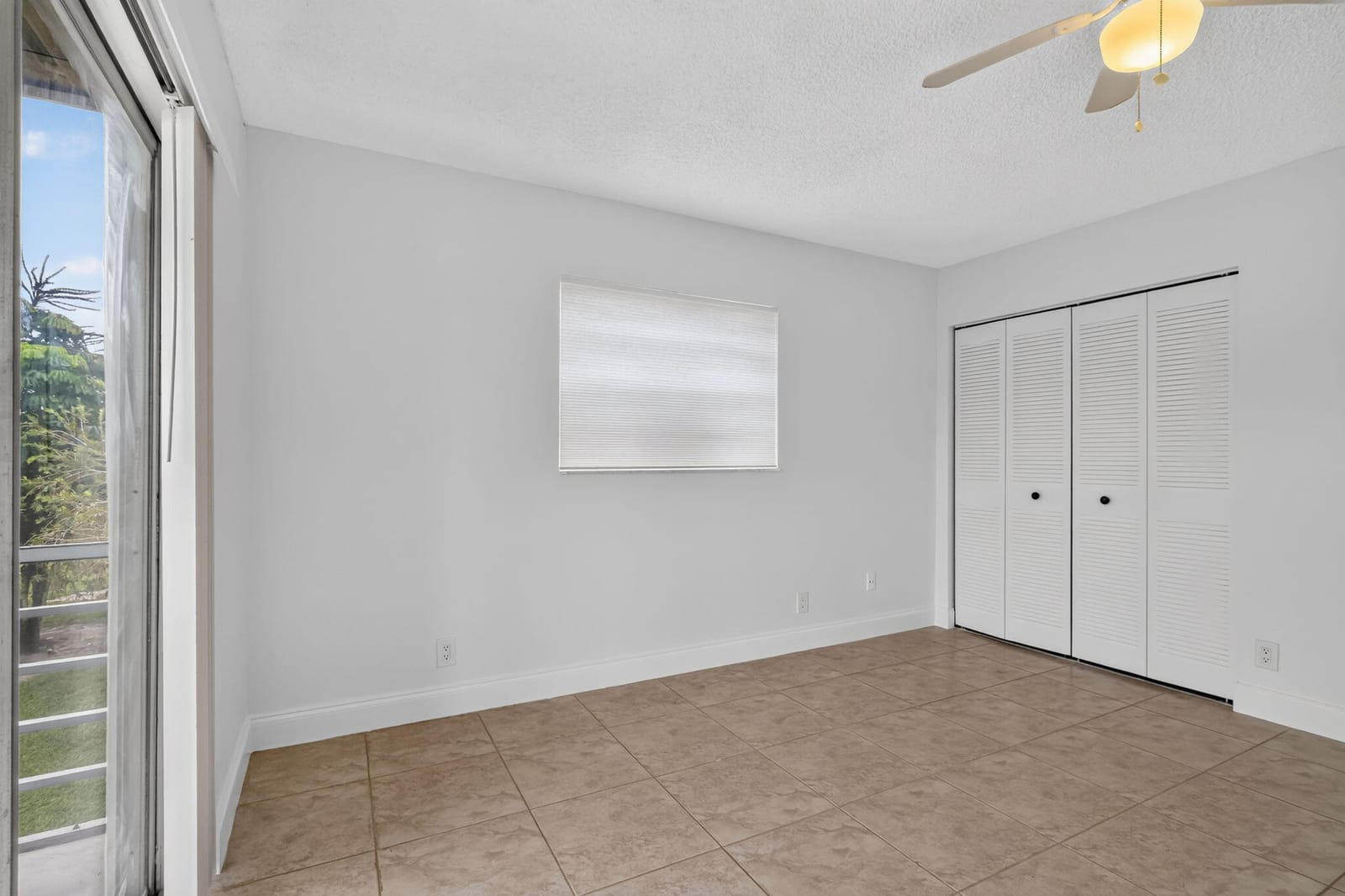 318 Normandy G 318, Delray Beach, FL 33484 photo 16