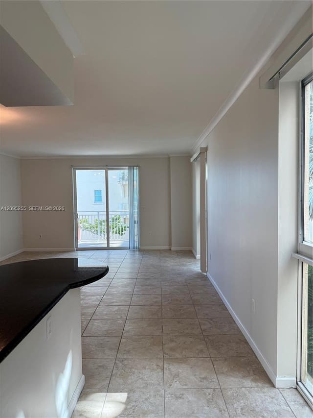7270 SW 89th Street C301, Miami, FL 33156