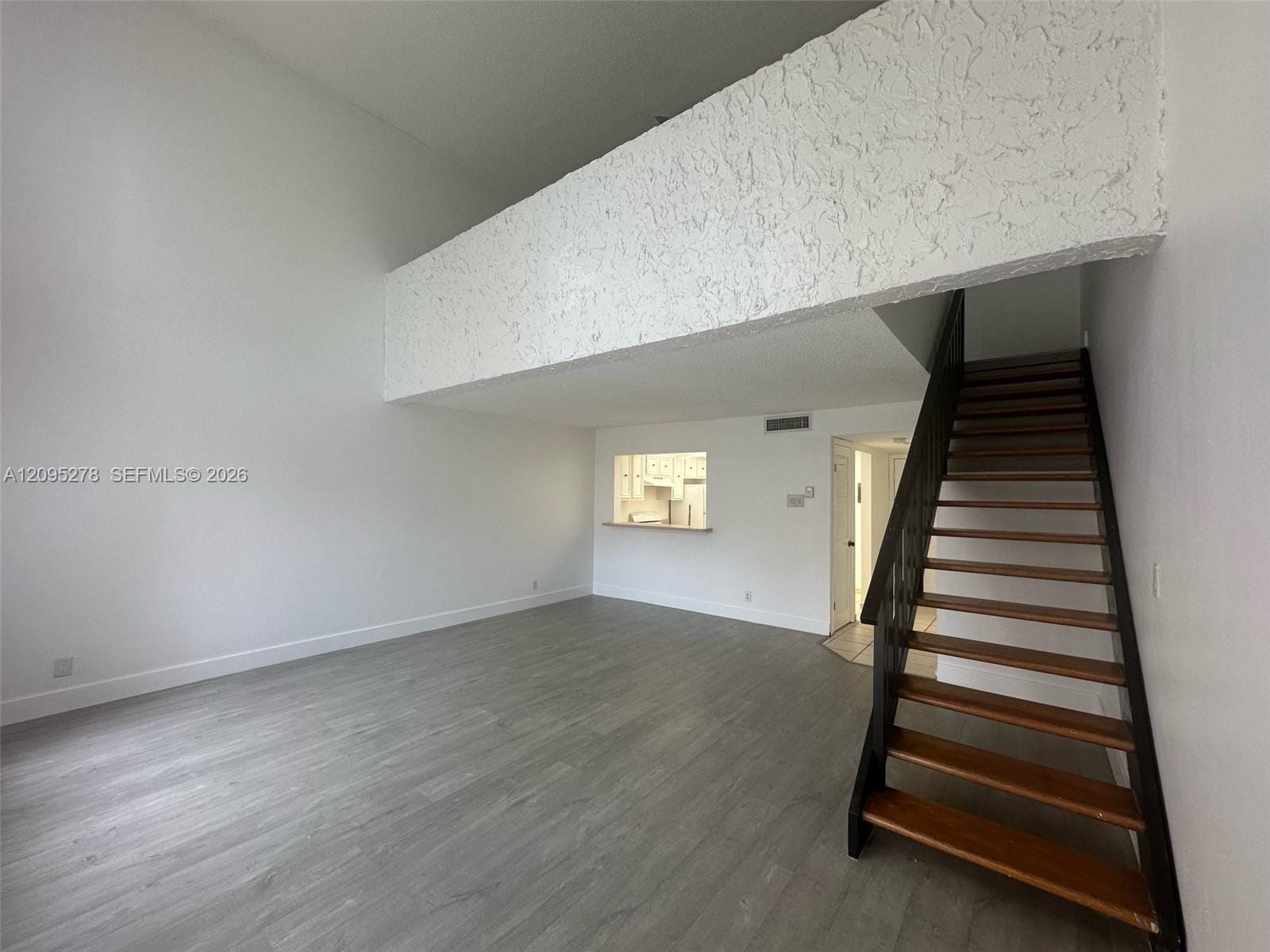 18111 NW 68th Avenue H204, Hialeah, FL 33015 photo 5