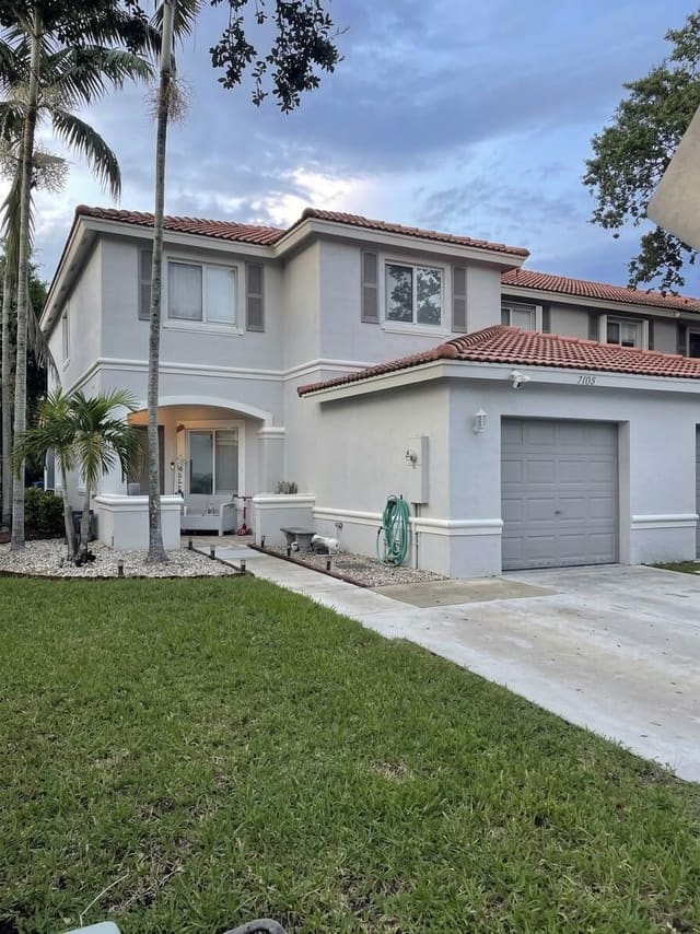 7108 HAWKS NEST Terrace, Riviera Beach, FL 33407