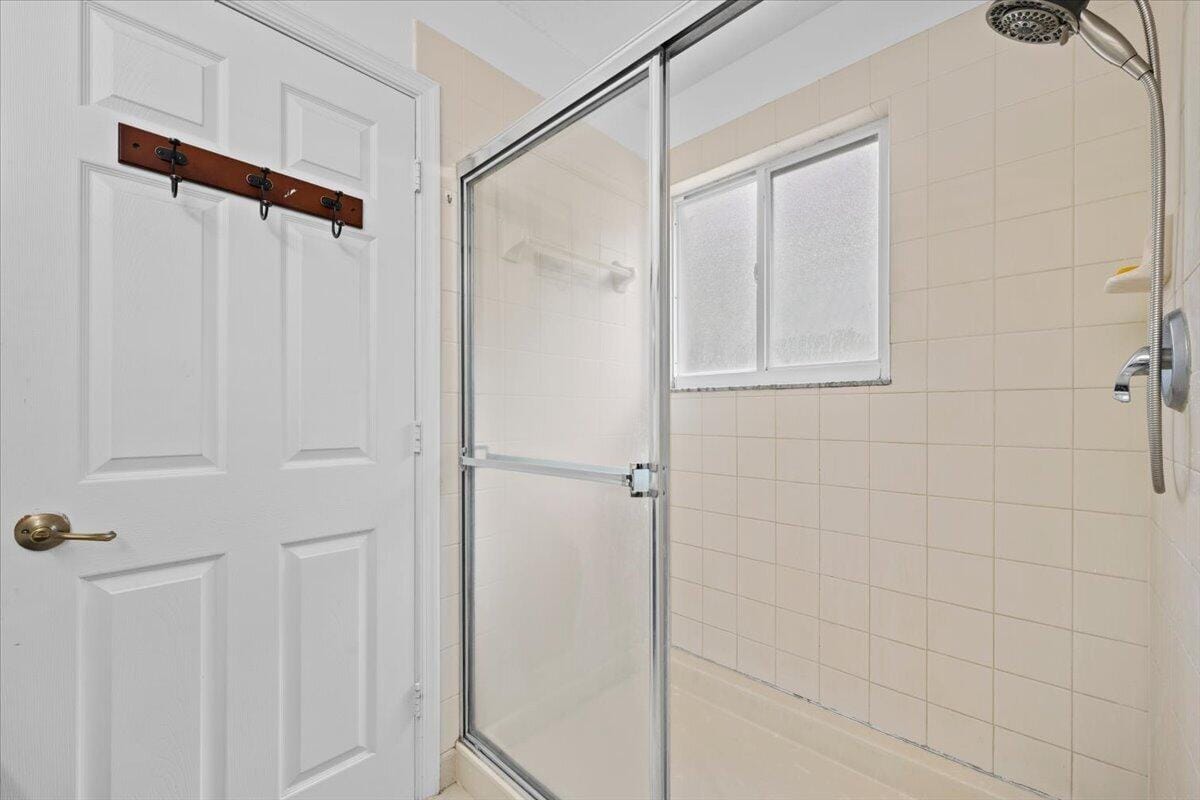 7108 HAWKS NEST Terrace, Riviera Beach, FL 33407 photo 21
