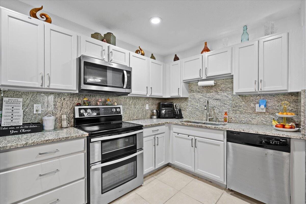 7108 HAWKS NEST Terrace — photo 9