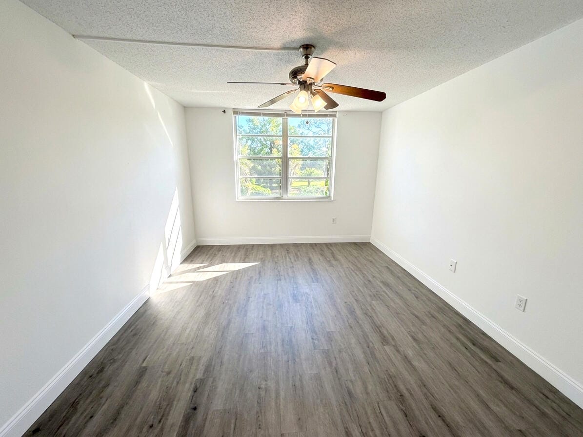 1080 94TH Street 103, Bay Harbor Islands, FL 33154 photo 12