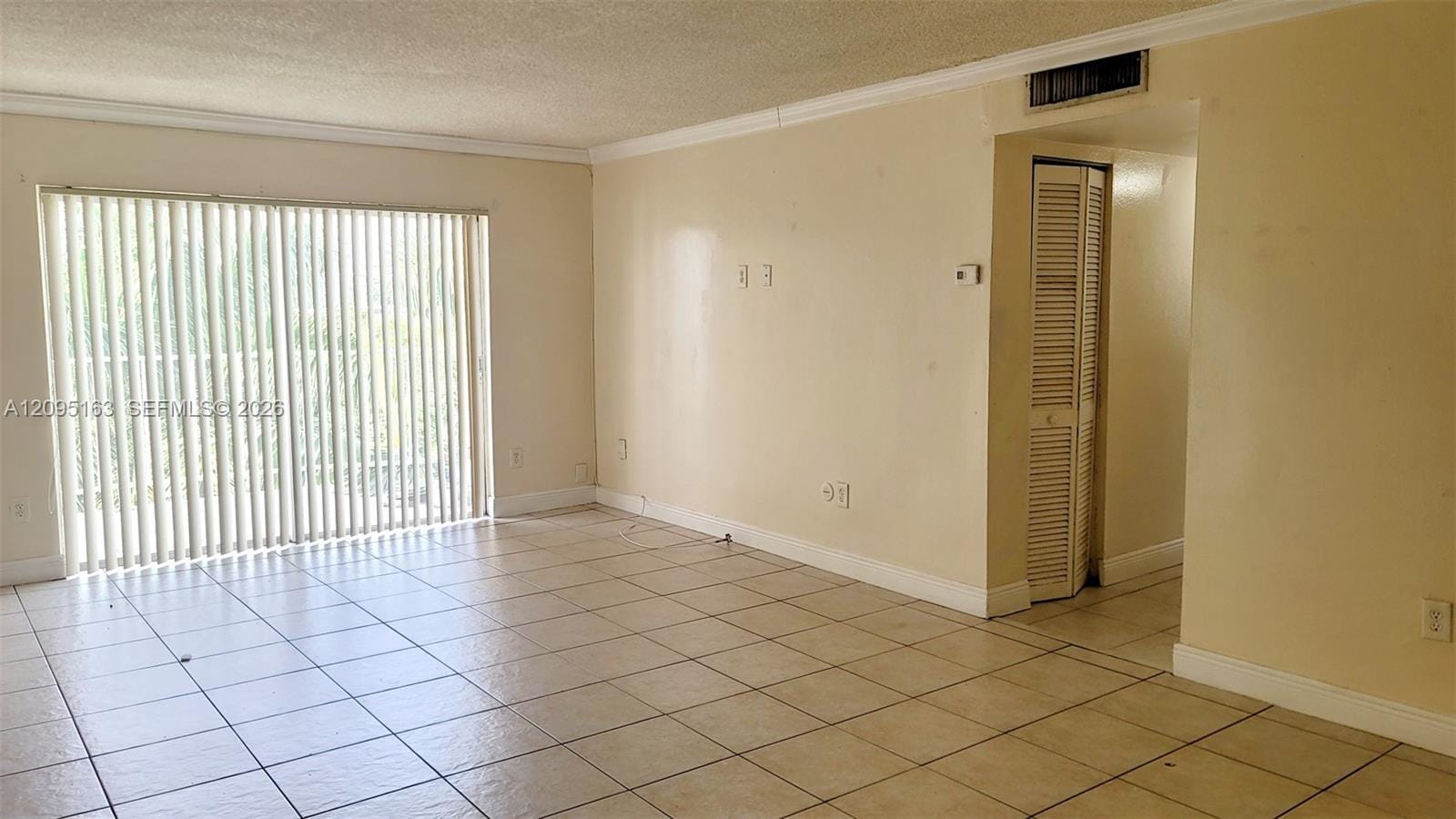 494 NW 165th St Road C-602, Miami, FL 33169 photo 13