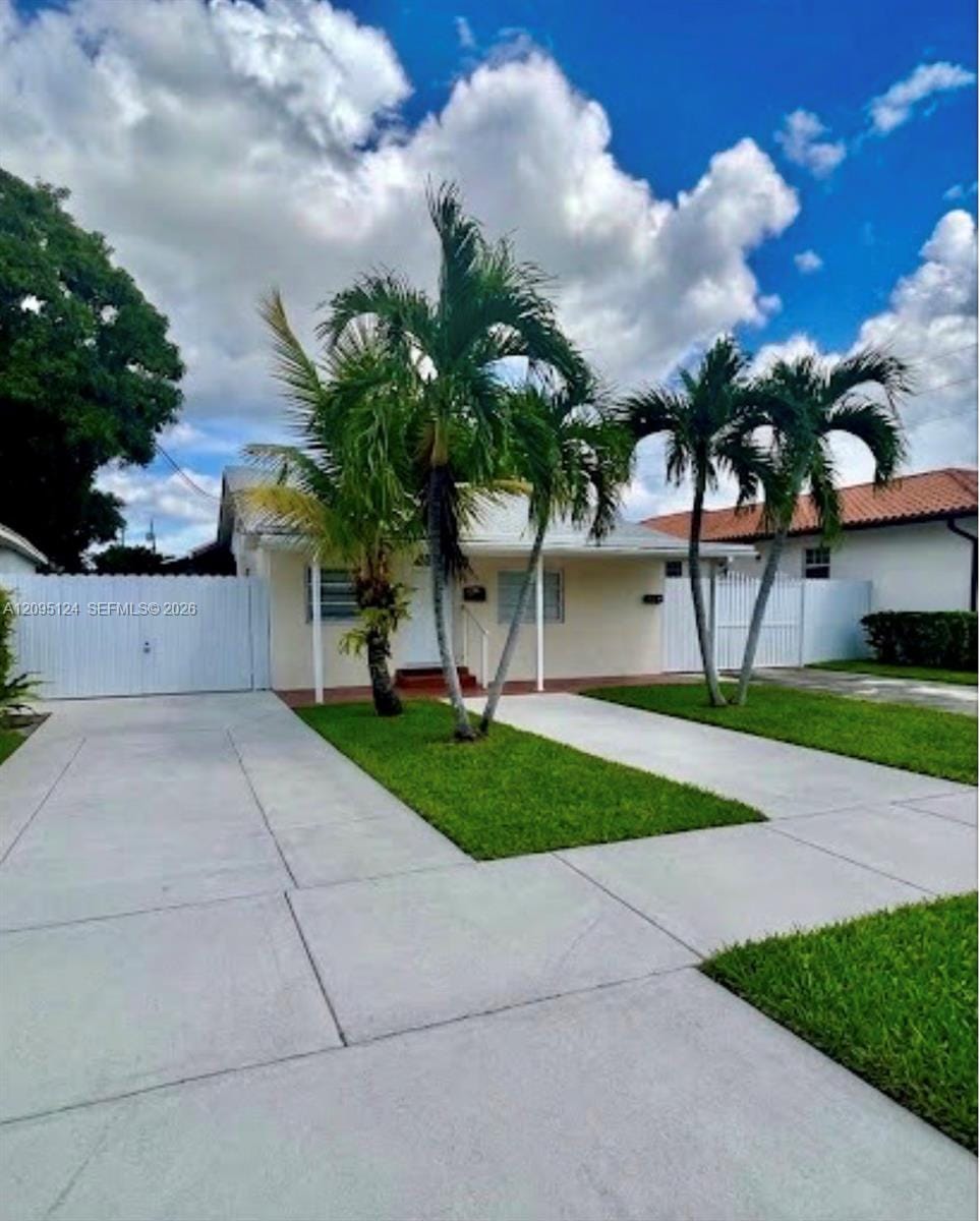 521 NW 44th Avenue — photo 2