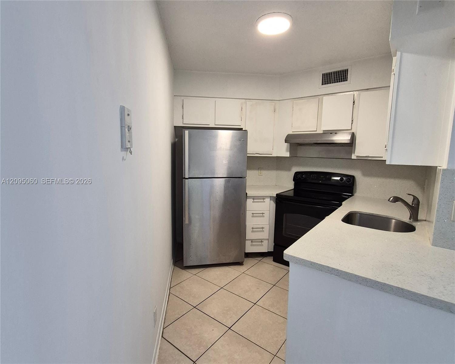 210 Lake Pointe Drive 210 — photo 2