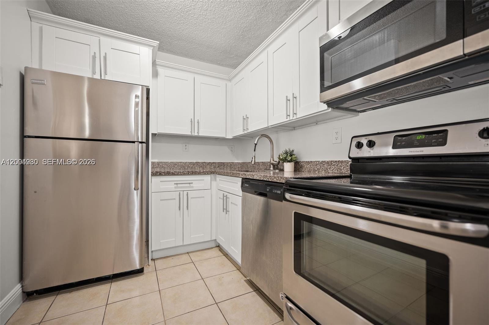 7195 NW 179th Street 106, Hialeah, FL 33015 photo 15