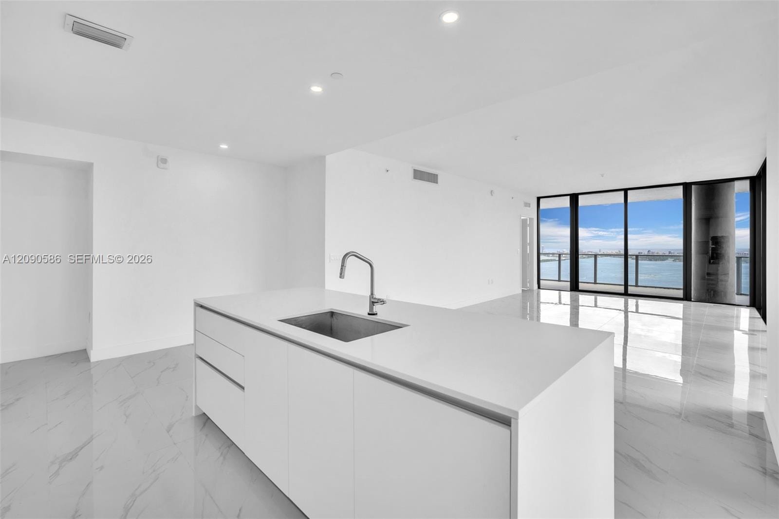 700 NE 24th Street 4507 — photo 11