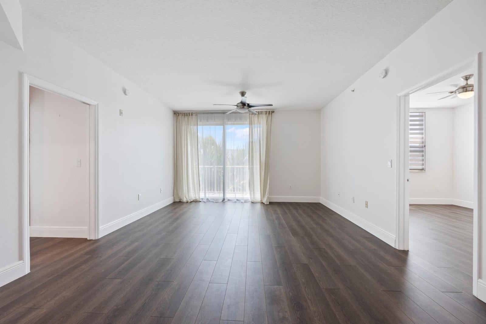 804 E WINDWARD Way 621, Lantana, FL 33462 photo 3