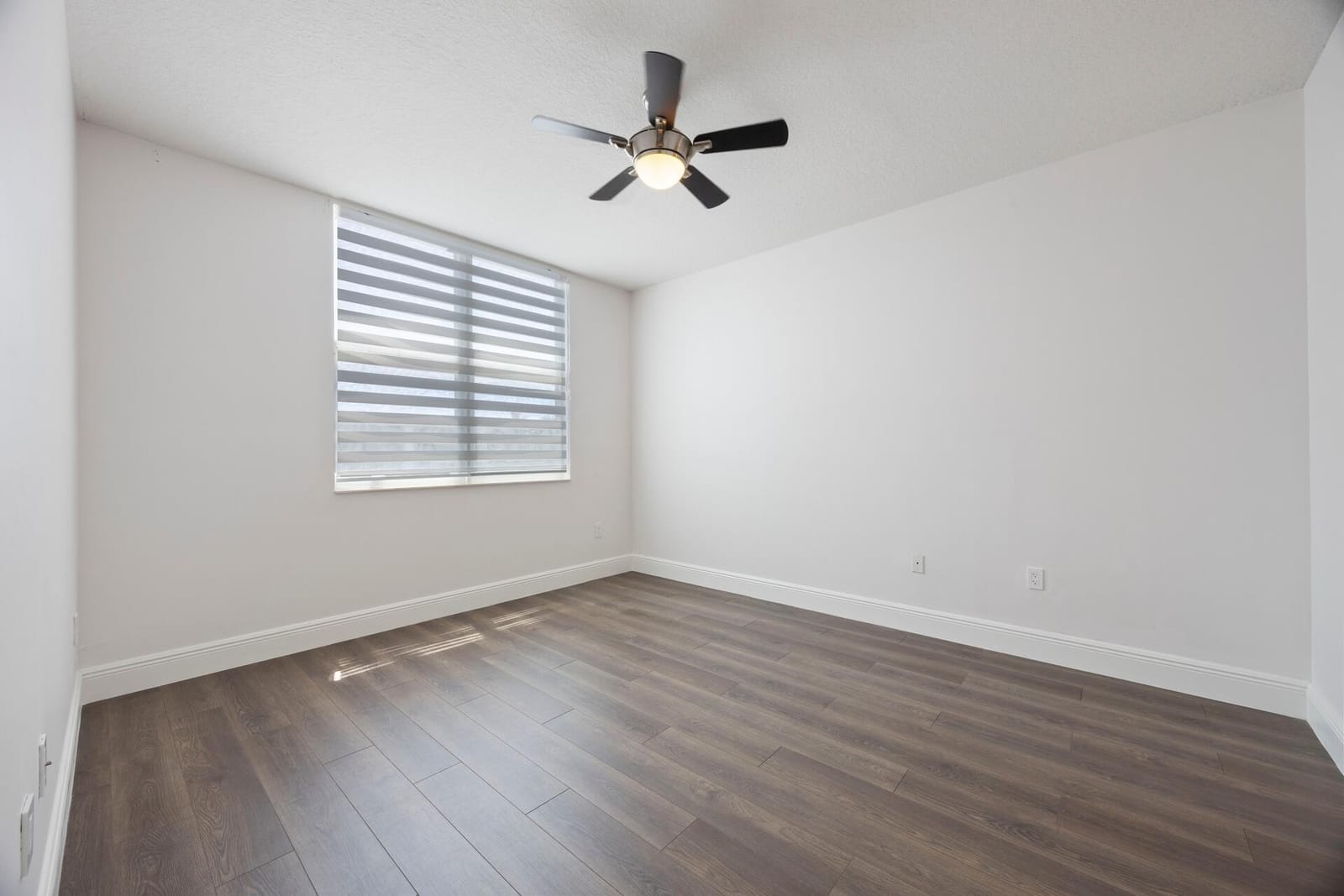 804 E WINDWARD Way 621, Lantana, FL 33462 photo 5
