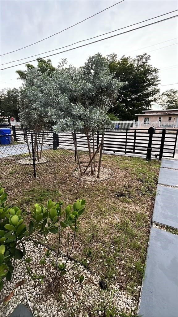 919 NW 55th Street 921 — photo 11