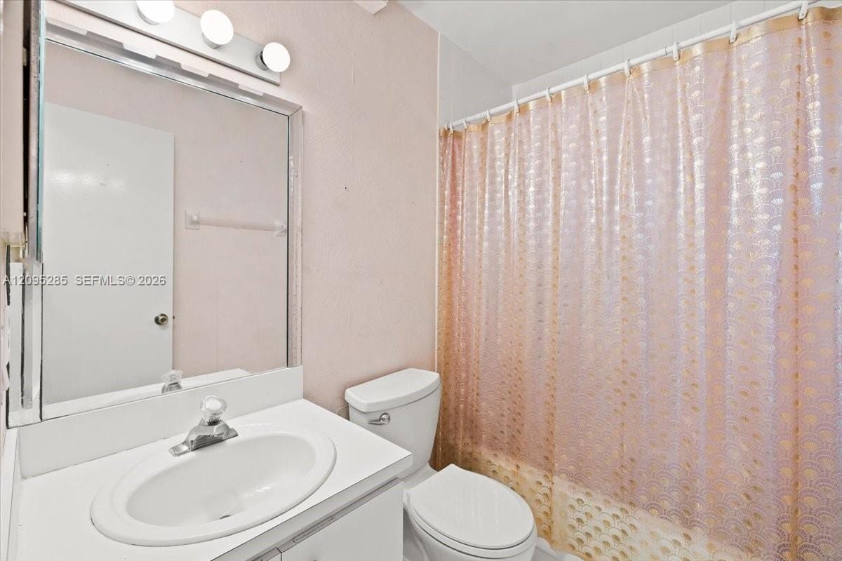 3554 W 80th Street 202, Hialeah, FL 33018 photo 13