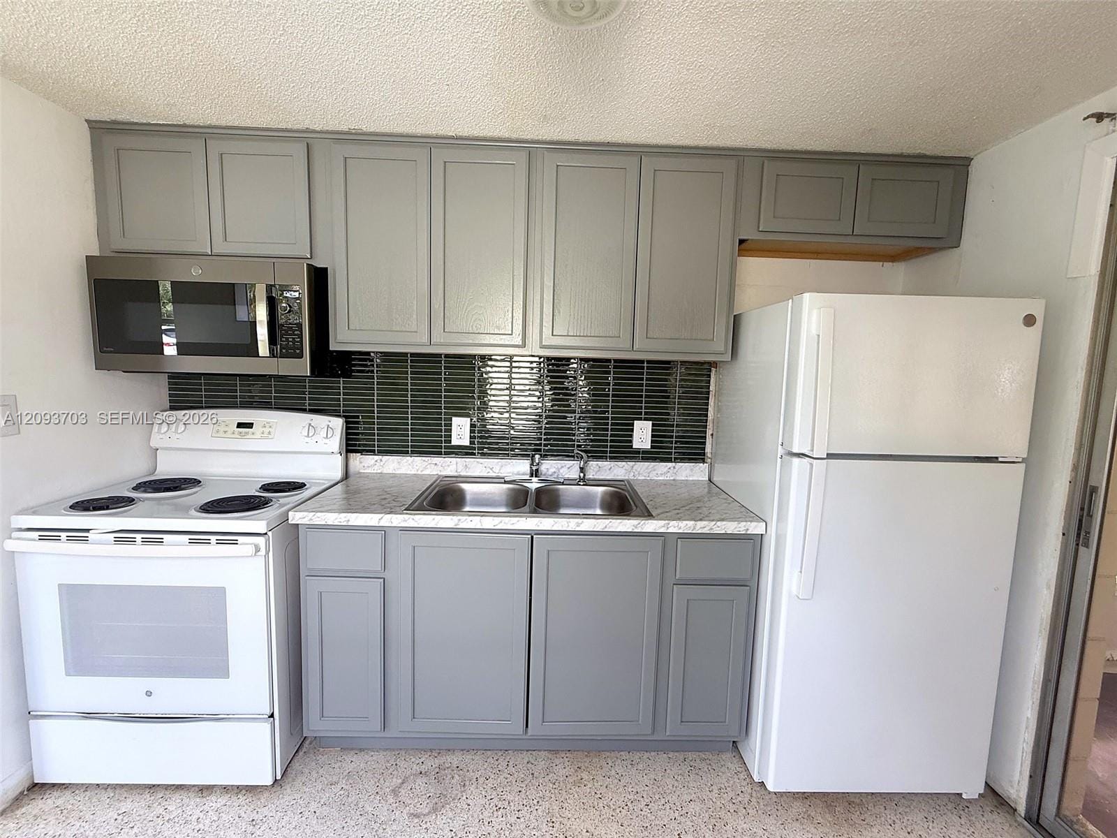 2619 Pompano Drive — photo 5