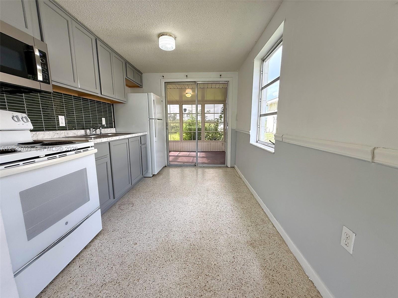 2619 Pompano Drive — photo 6