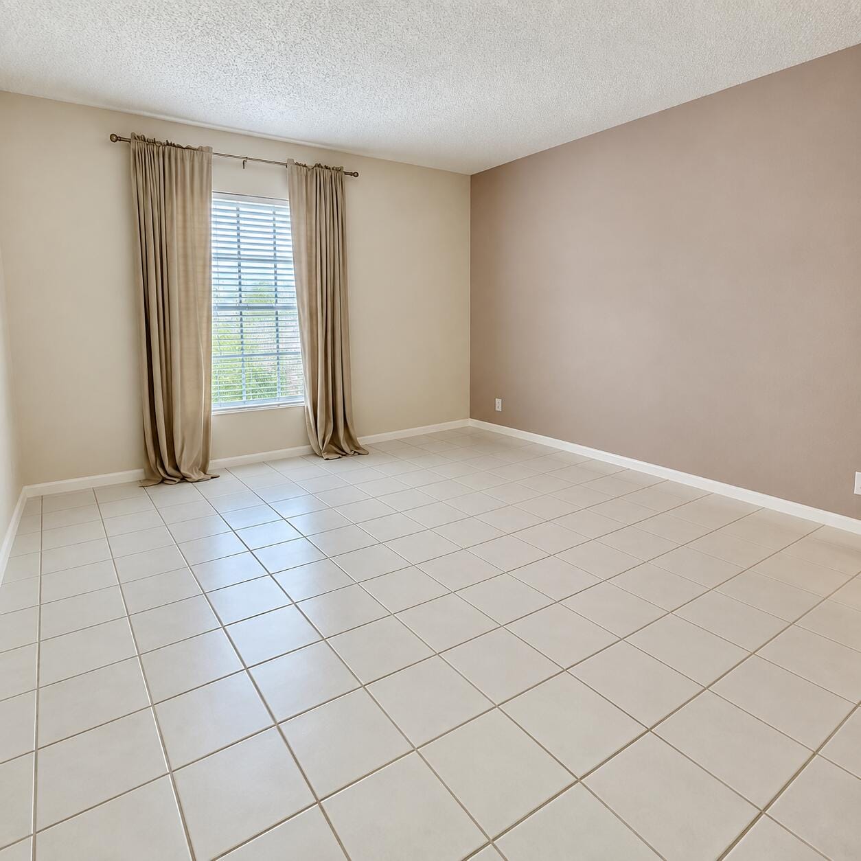 2171 NE 66th Street 828, Fort Lauderdale, FL 33308 photo 11