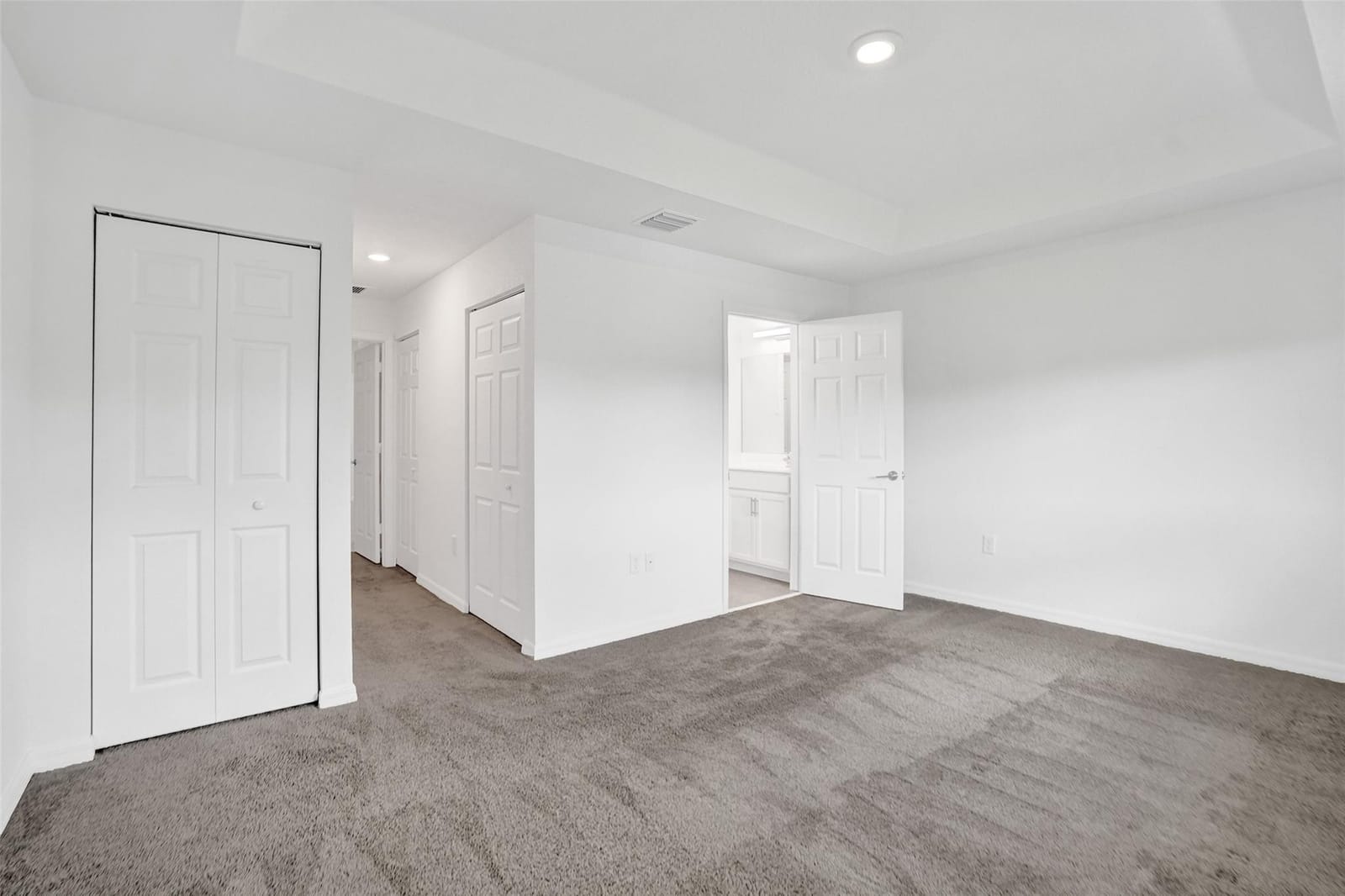 4748 SW 63rd Terrace — photo 8
