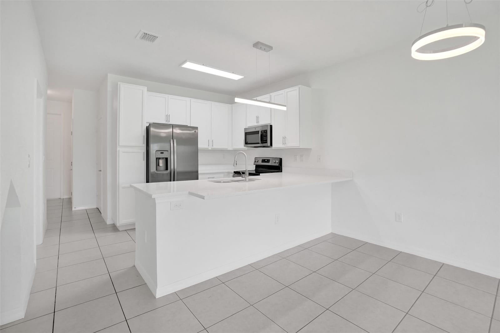 4748 SW 63rd Terrace — photo 3