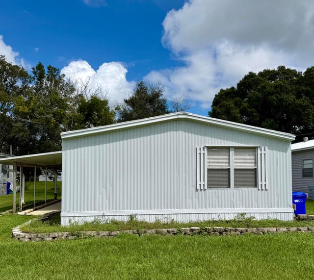 405 SE 8TH Street, Okeechobee, FL 34974