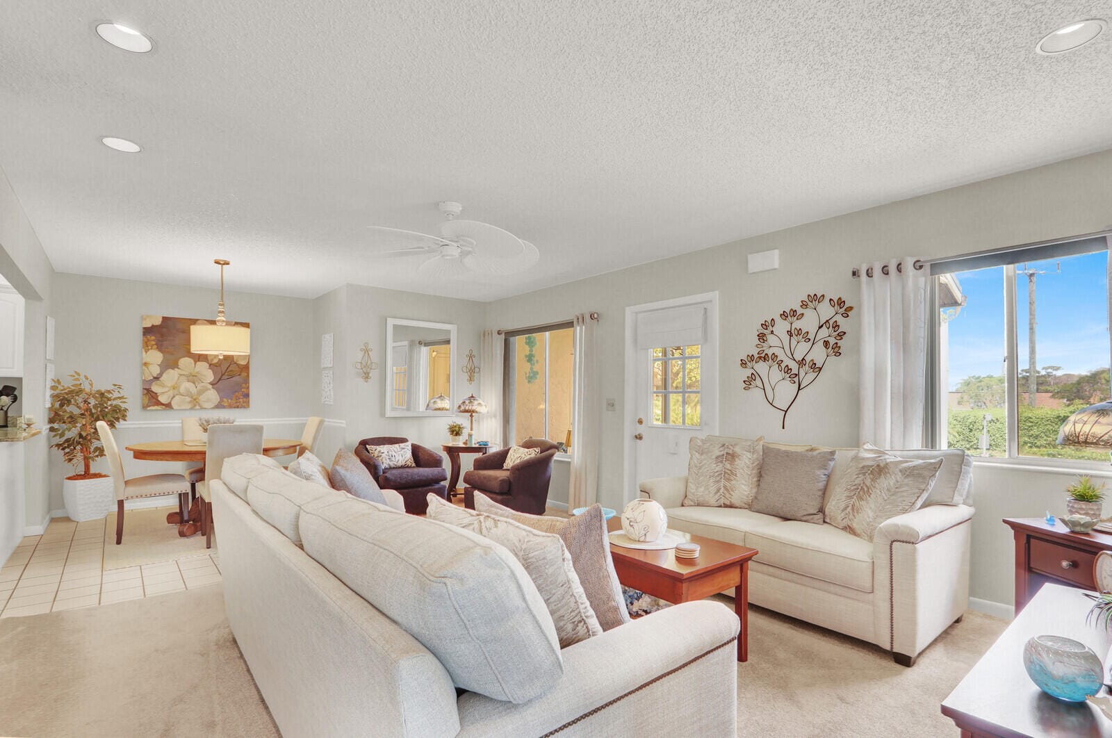 323 KNOTTY PINE Circle A-2 — photo 3