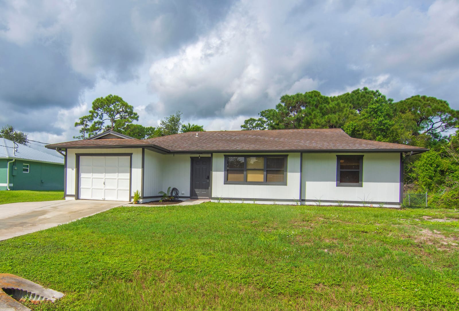 5717 BIRCH Drive — photo 1