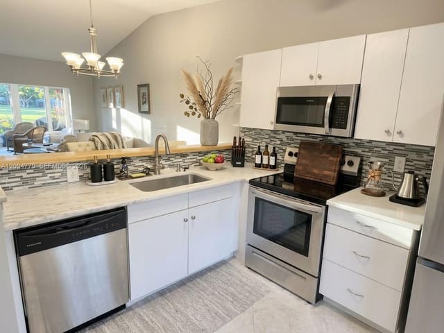 18952 NW Argosy Drive C, Boca Raton, FL 33496