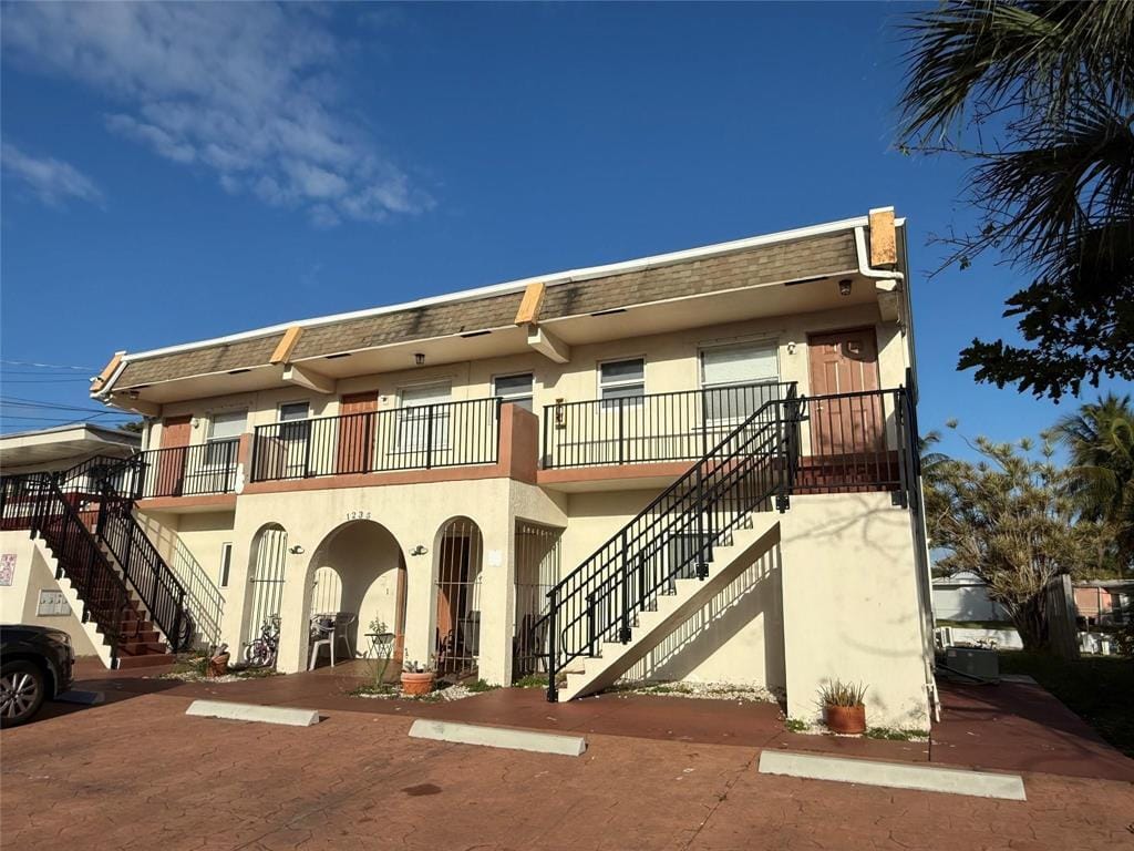 1235 W RIVER Drive 4, Margate, FL 33063 photo 14