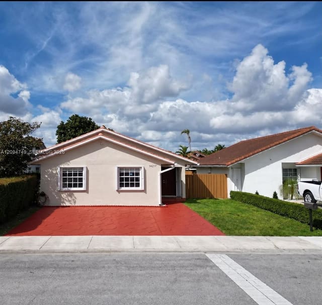 14217 SW 48th Lane, Miami, FL 33175