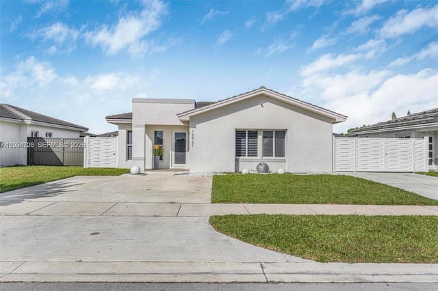15961 SW 307th Terrace, Homestead, FL 33033