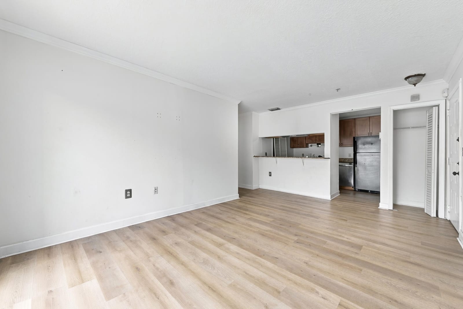 2303 N CONGRESS Avenue 11 — photo 5
