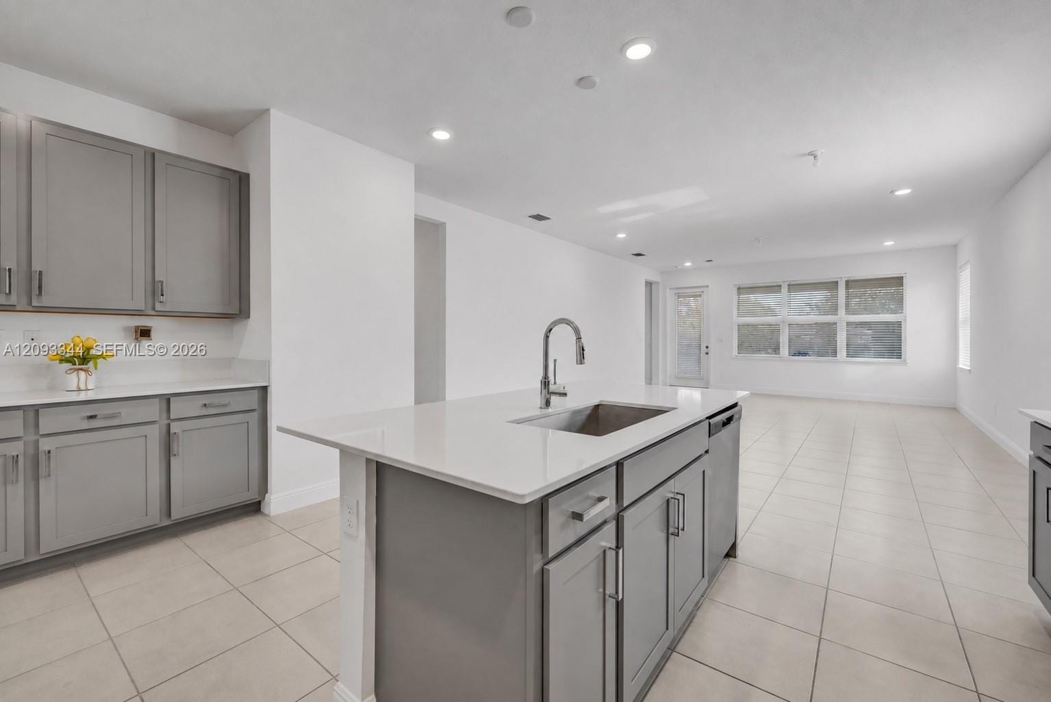 4242 Rosa Drive — photo 9