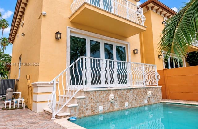 3870 NE 168th Street 2, North Miami Beach, FL 33160