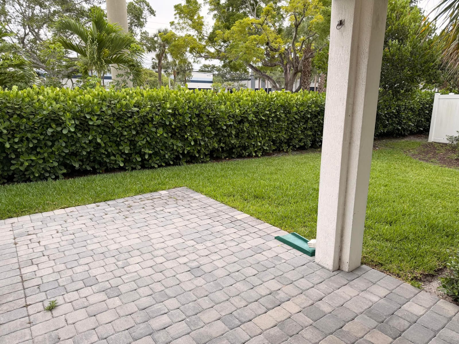 562 PARSONS Way — photo 3