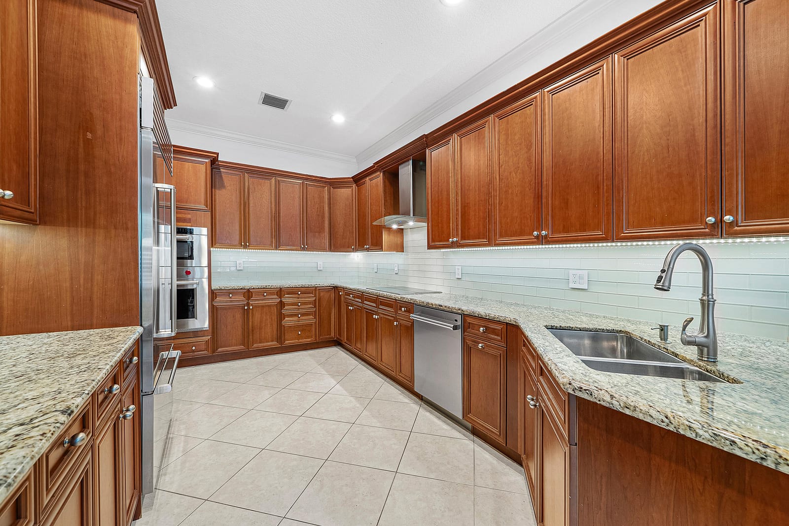 828 ESTUARY Way, Delray Beach, FL 33483 photo 14