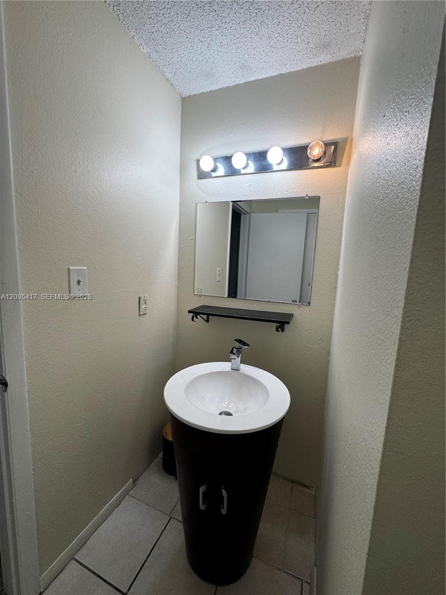 15661 SW 104th Terrace 318 — photo 4