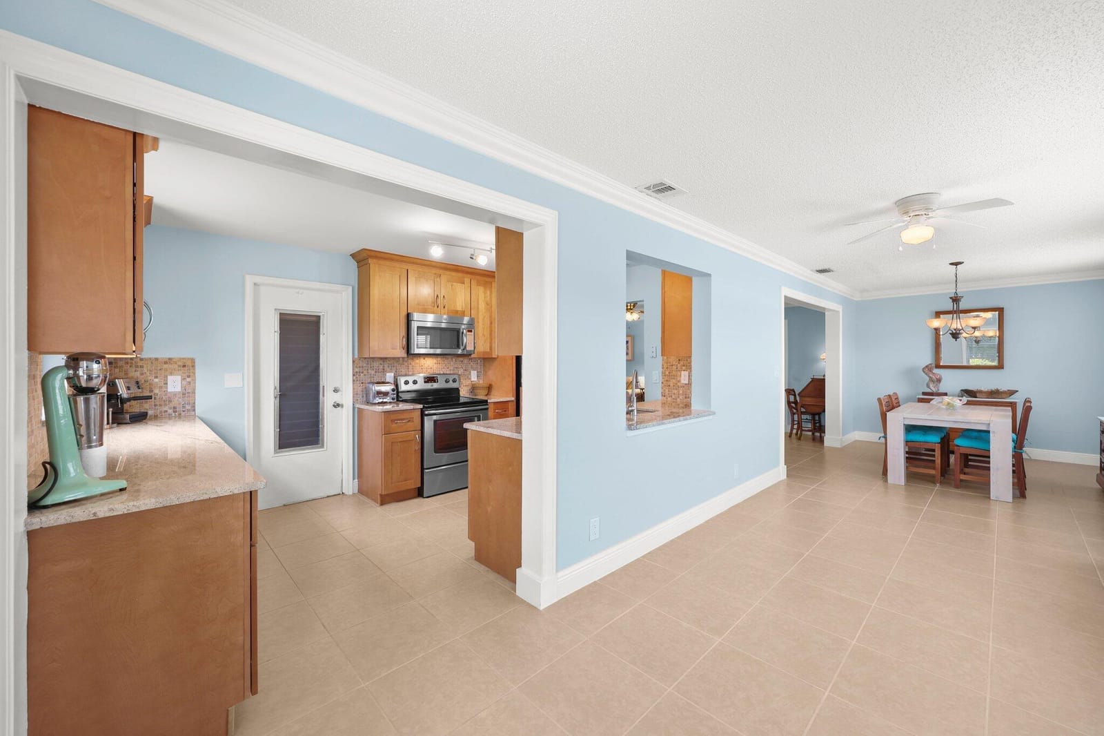 2114 SW 13th Place, Boynton Beach, FL 33426 photo 17