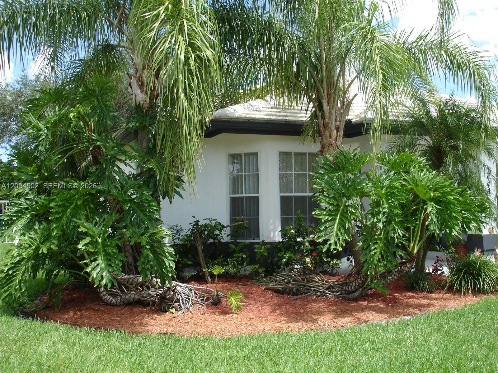 2444 Stonegate Drive — photo 2