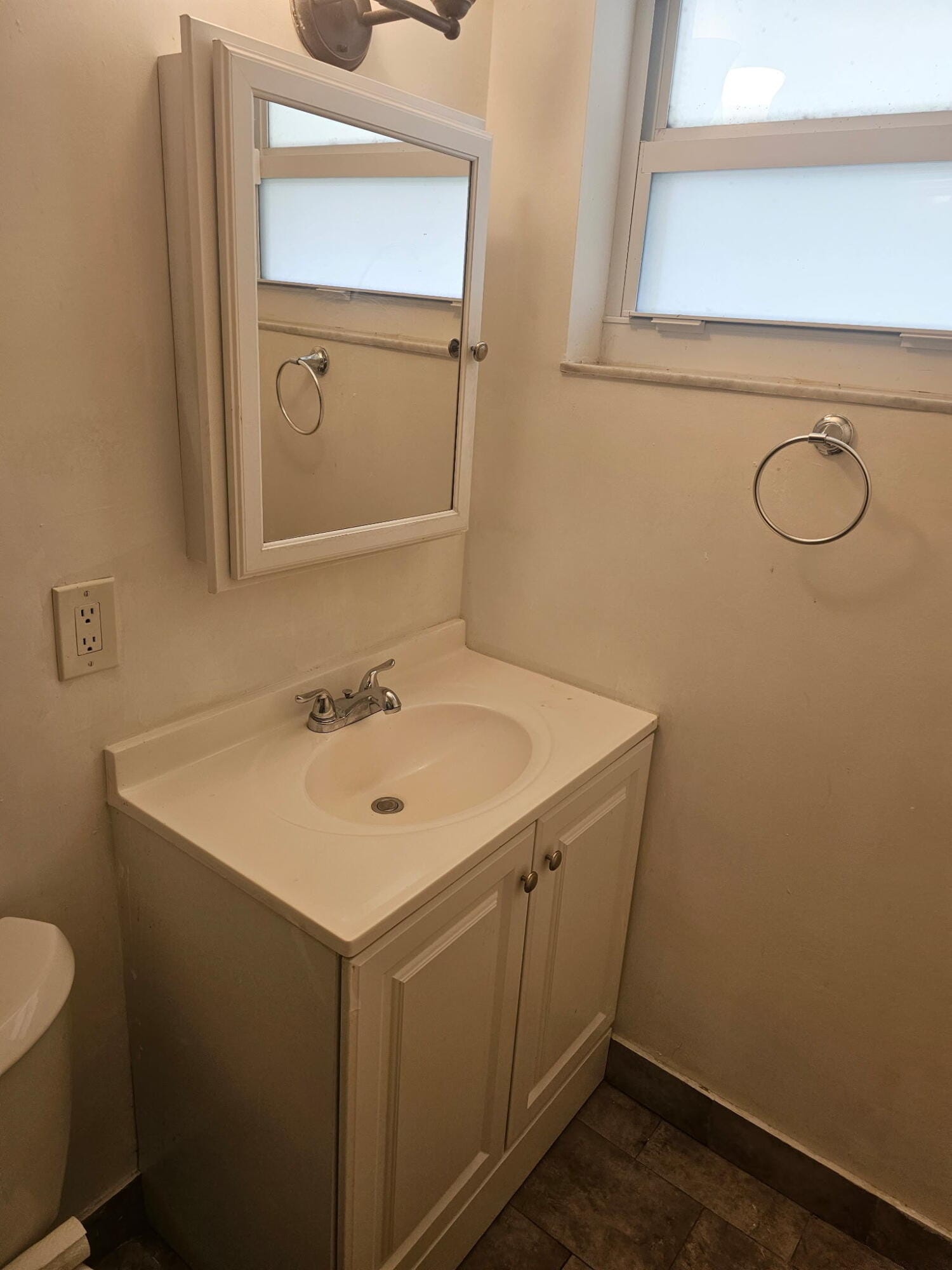 812 NE 2ND Street 2, Hallandale Beach, FL 33009 photo 24